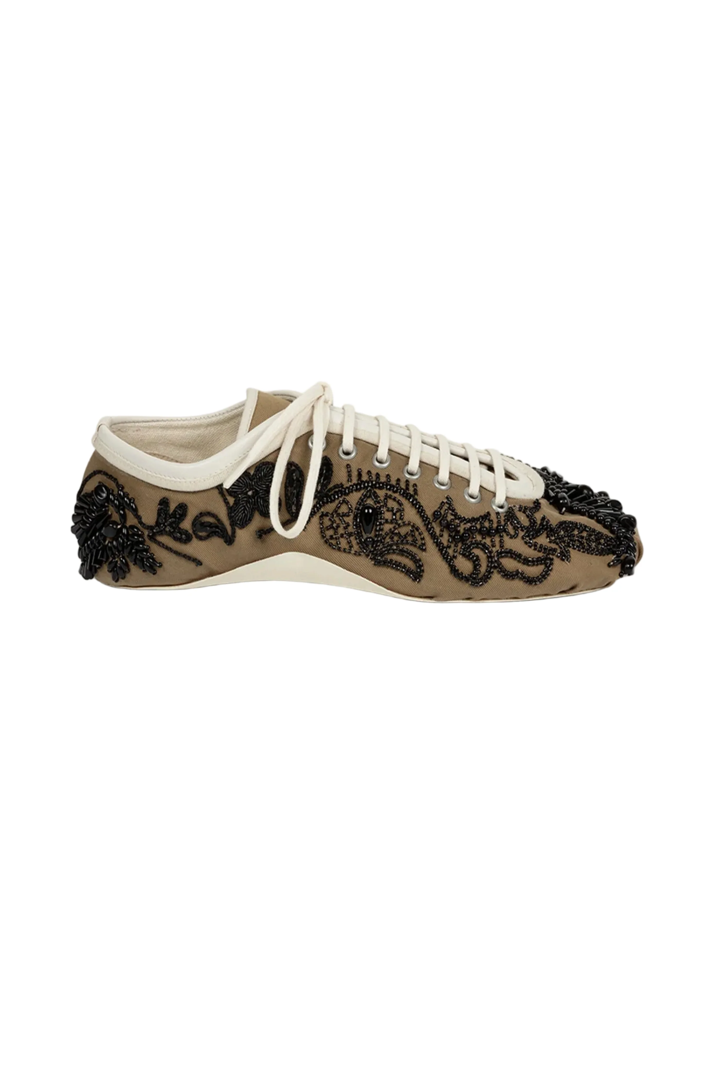 Embroidered Climbing Ballerina Shoe