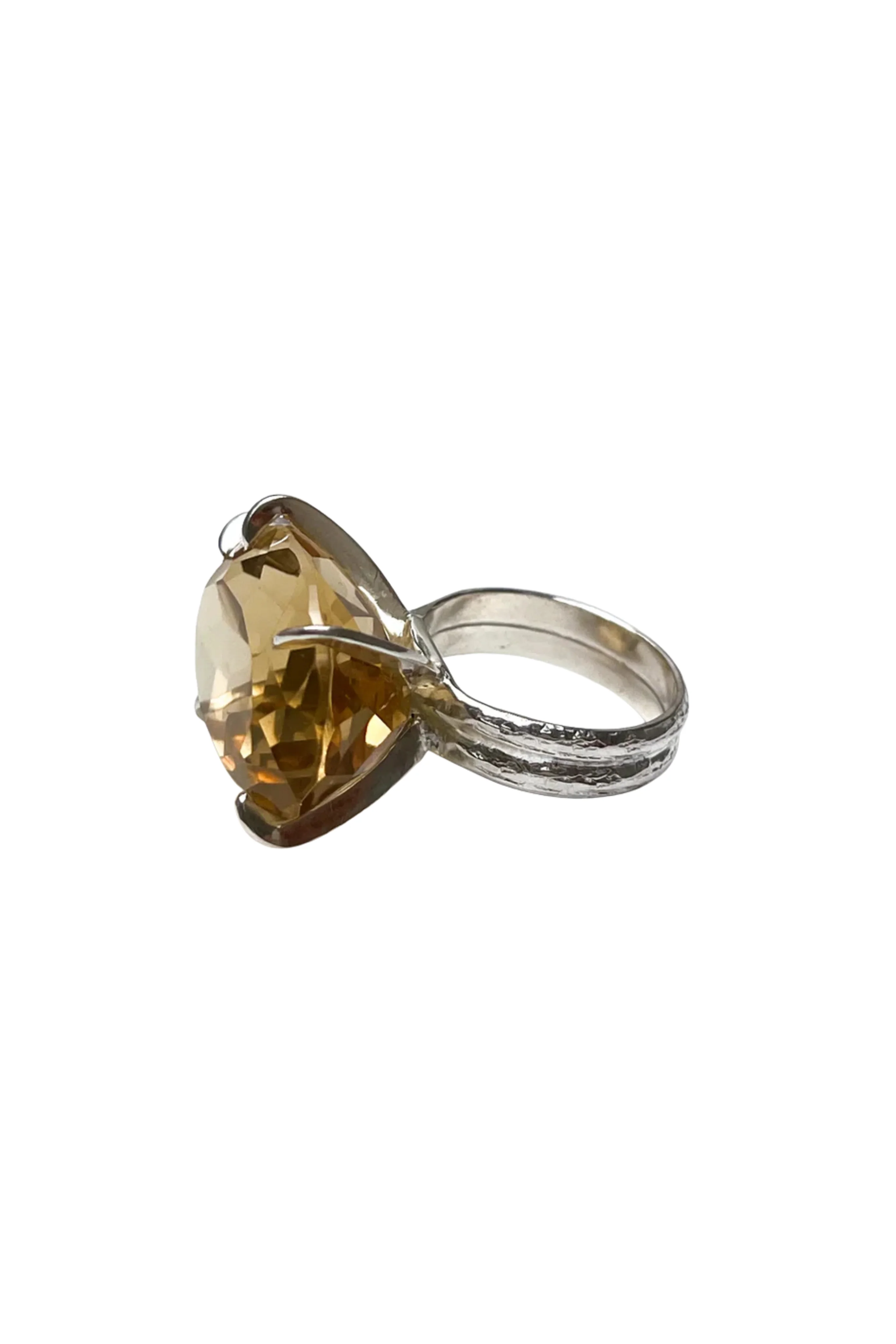 Oval Ring in Citrine - Image 2