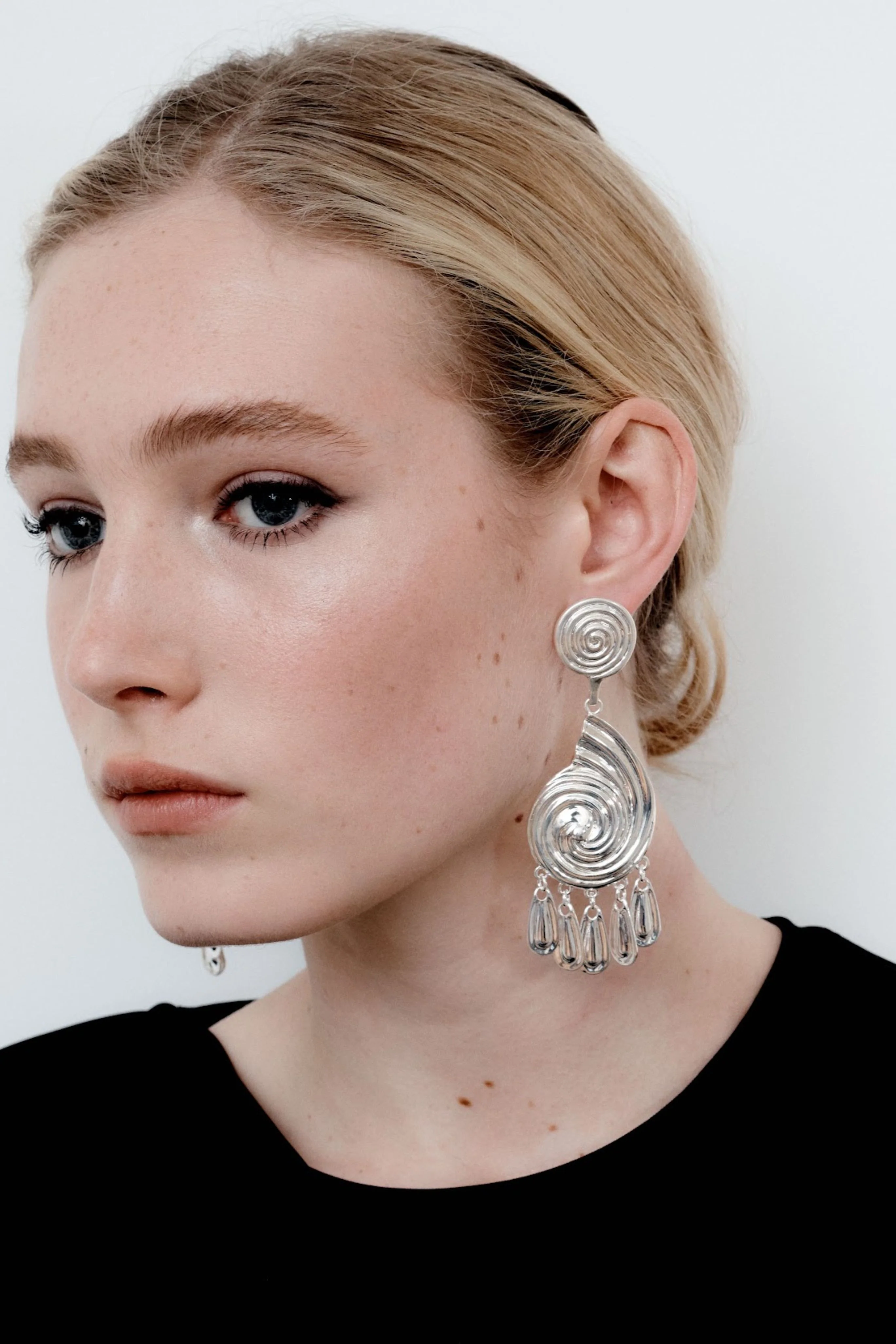 Eliza Earrings in Silver - Image 4