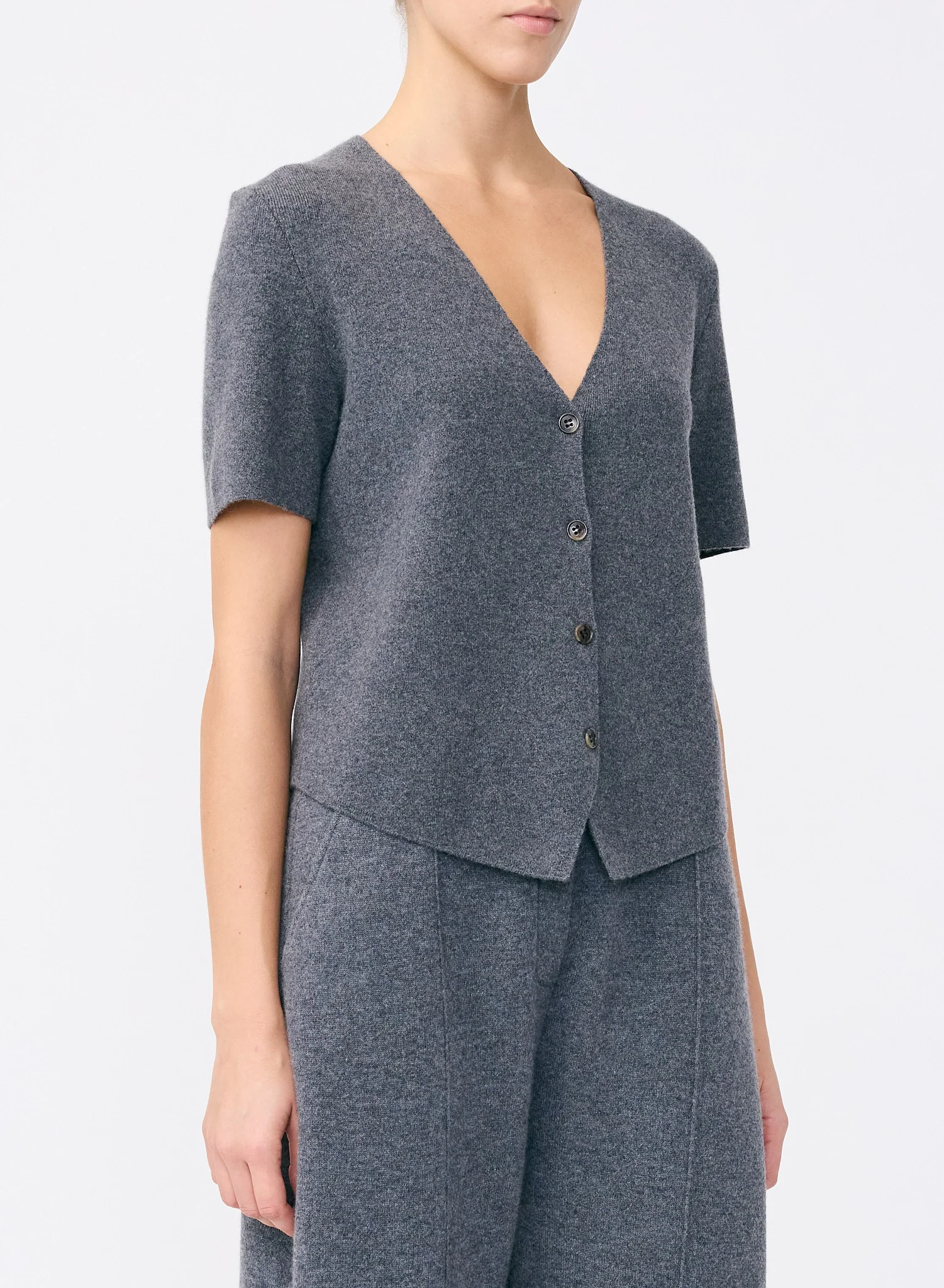 Helly Cardigan - Image 3