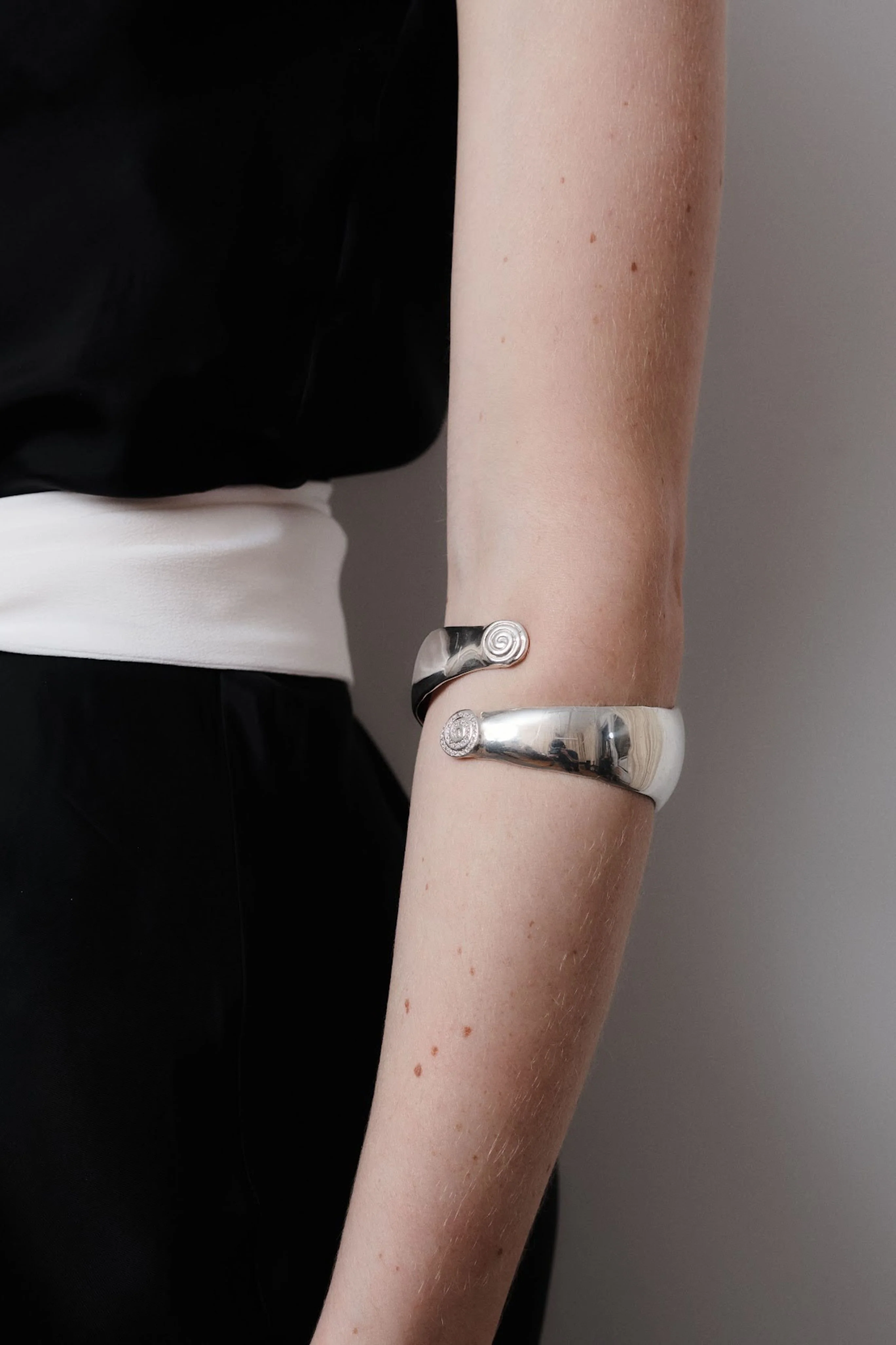 Olympia Arm Cuff in Silver - Image 7