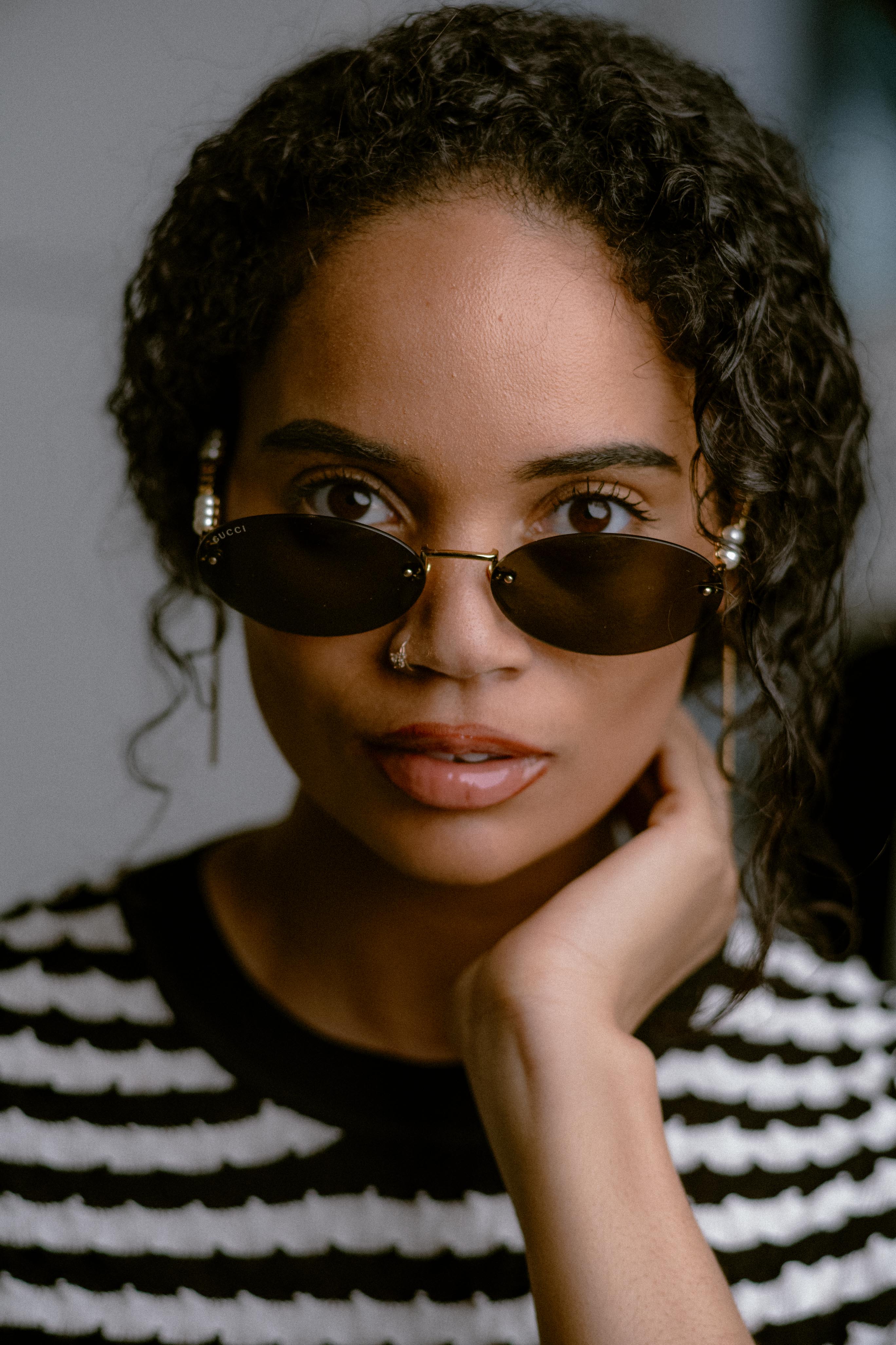 Oval Sunglasses - Image 2